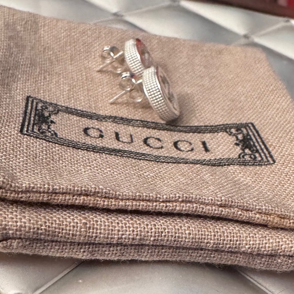 Authentic GUCCI Silver Interlocking-G Stud Earrings - Picture 5 of 11